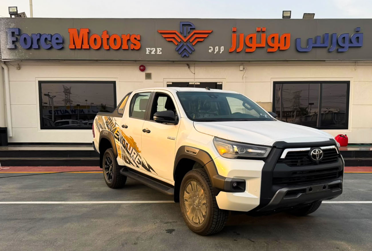 Toyota Hilux Adventure . 2.8L . Inline-4 . Automatic . Diesel thumbnail 3
