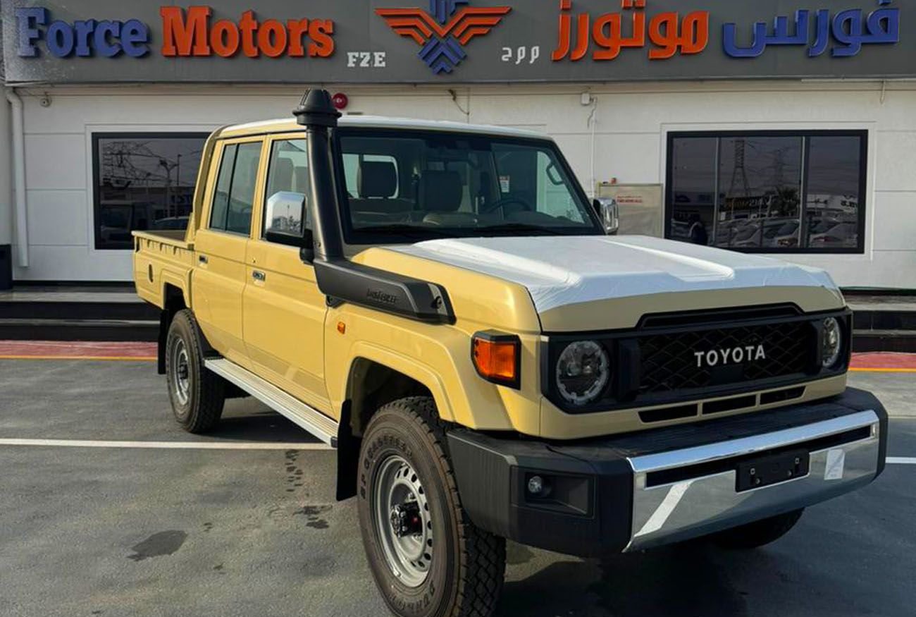 LC 79 LX DC . 2.8L . Inline-4 . Manual . Diesel thumbnail 2