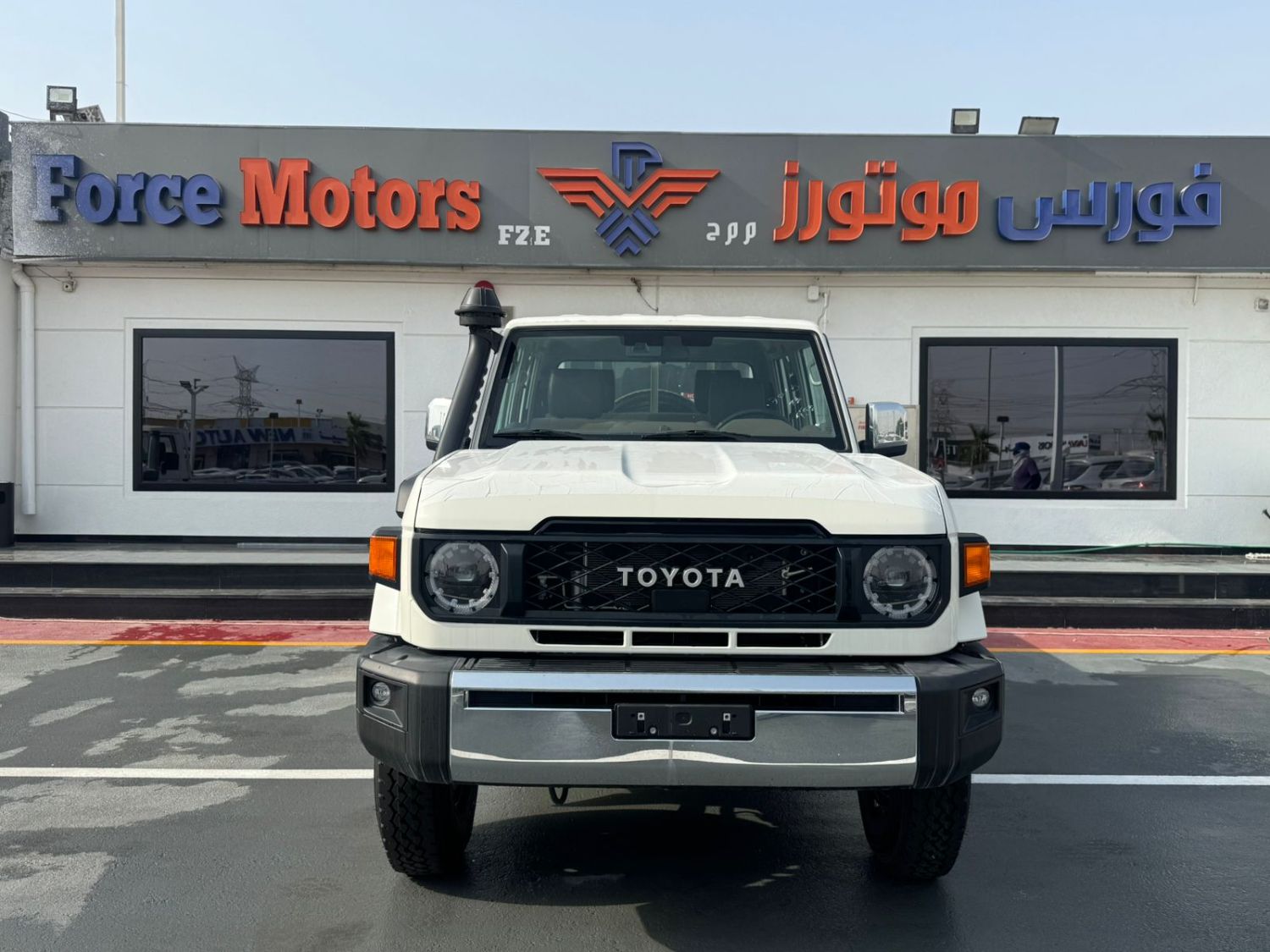 LC 79 LX DC . 2.8L . Inline-4 . Manual . Diesel