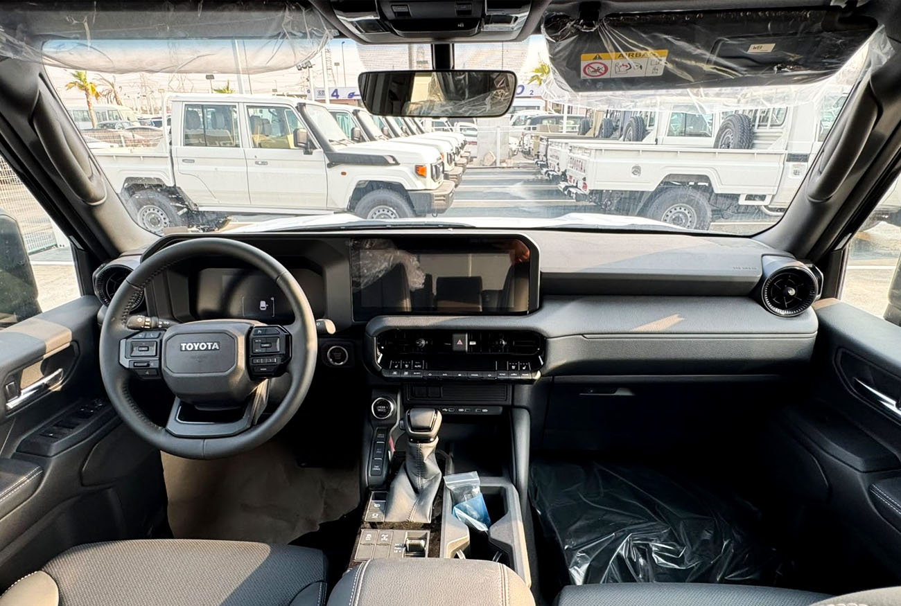 Prado Turbo . 2.4L . Inline-4 . Automatic . Petrol thumbnail 6